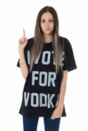 Camiseta Korova I Vote for Vodka Preta