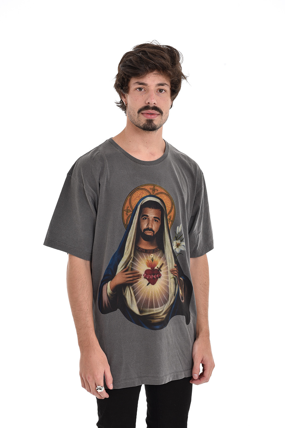 Camiseta Korova  Holy Drizzy