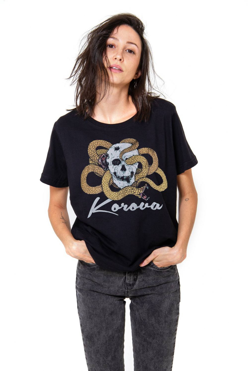 Camiseta Korova Skull Snake Preta