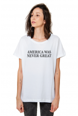 Camiseta Korova America Was Never Great Branca