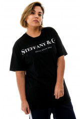 Camiseta (regular) Steffany&Co. Preta