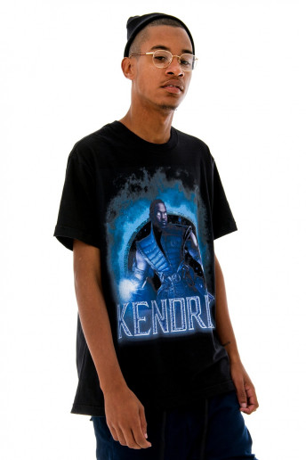 Camiseta (regular) Mortal Kombat Kendrick Preta