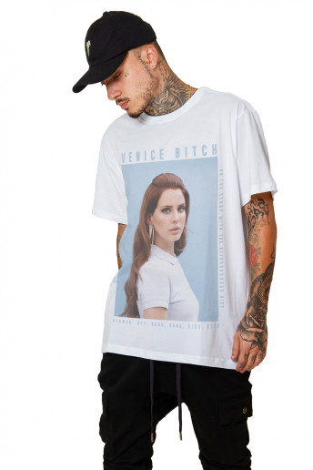Camiseta Korova Lana Venice B*tch
