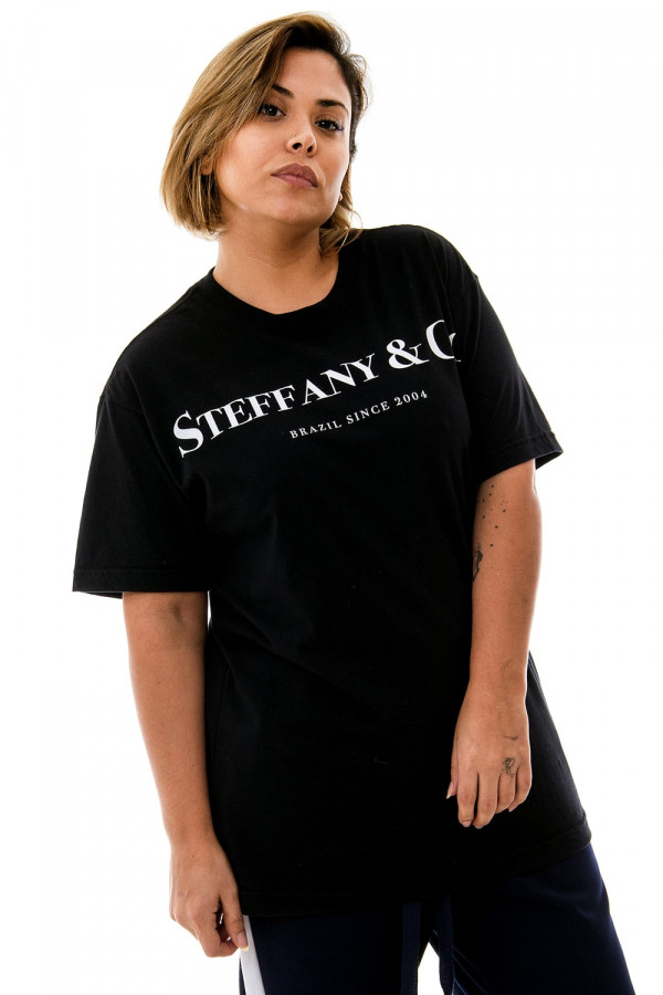 Camiseta (regular) Steffany&Co. Preta